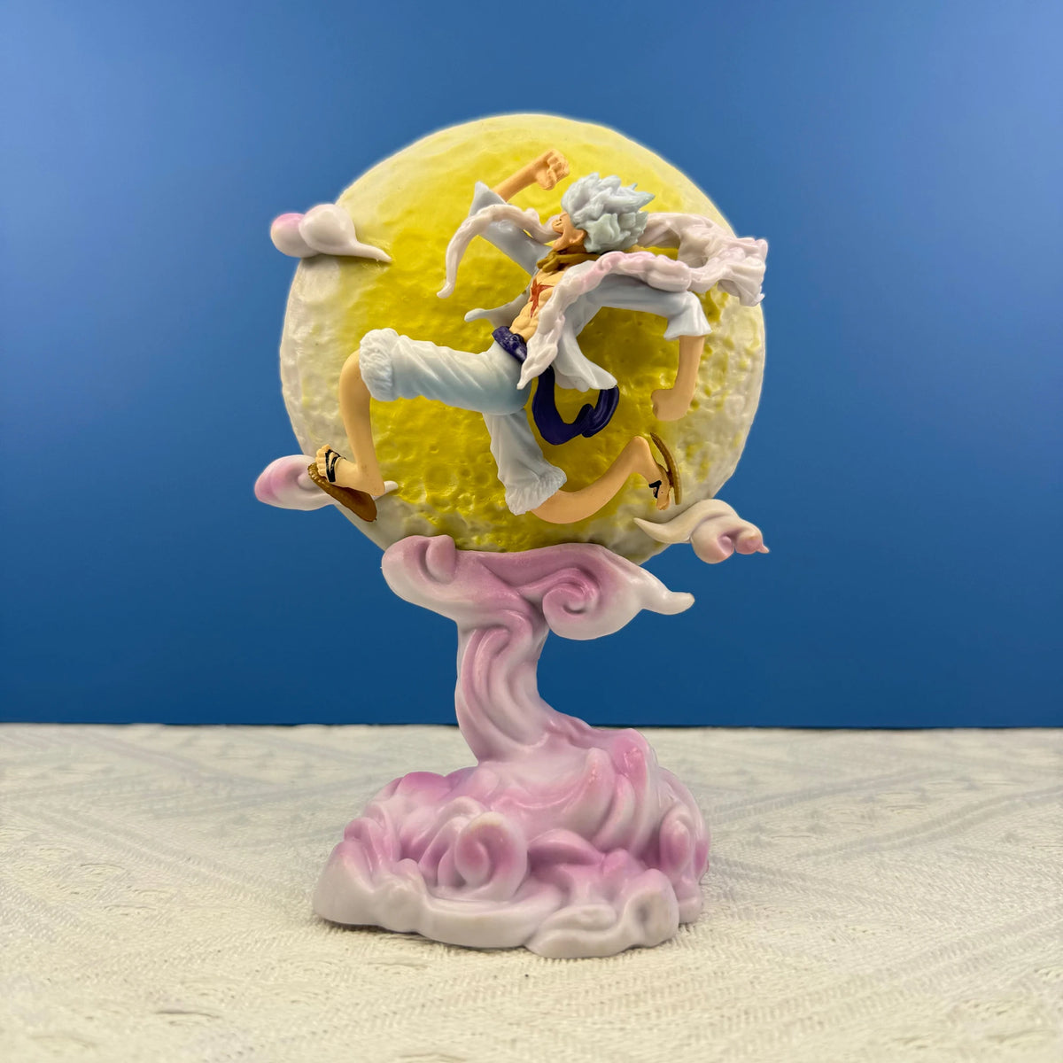 16Cm One Piece Anime Figure Moon Fairy Nika Monkey D Luffy Gear 5 with Moon Light Action Figure Statue Model Collection Toys