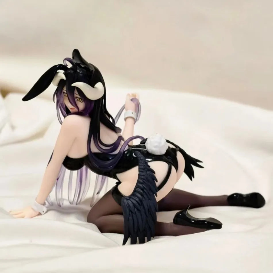 Albedo figura conejita Overlord vista 2
